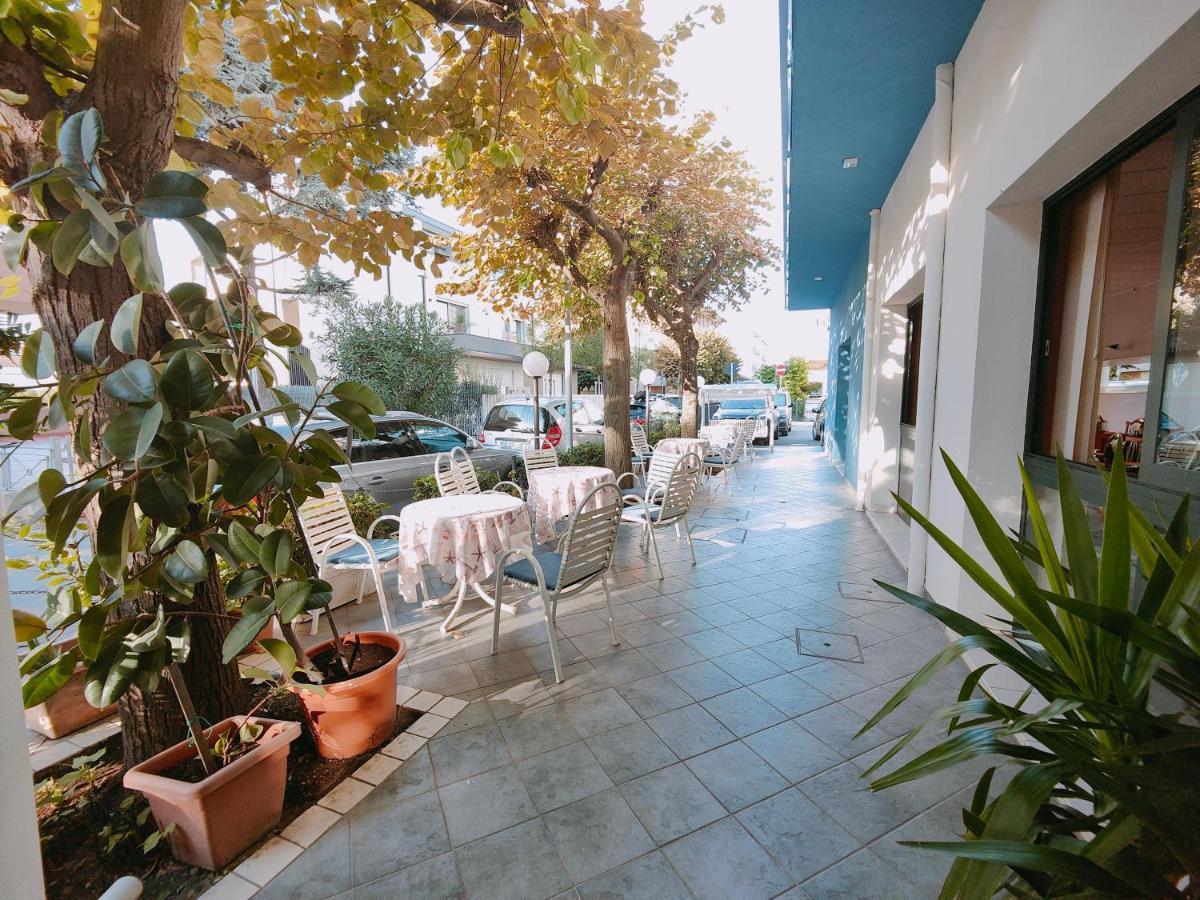 Hotel Marittimo Rimini Exterior photo