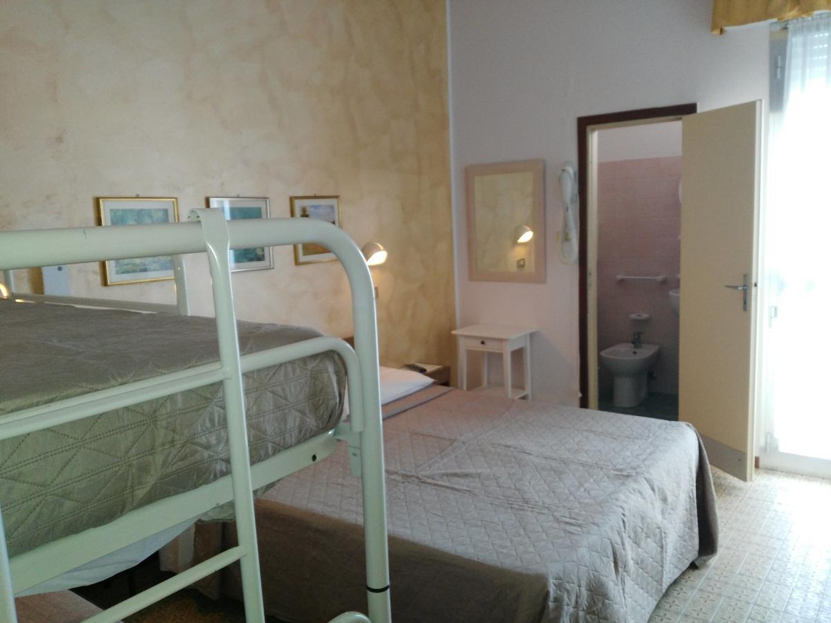 Hotel Marittimo Rimini Exterior photo