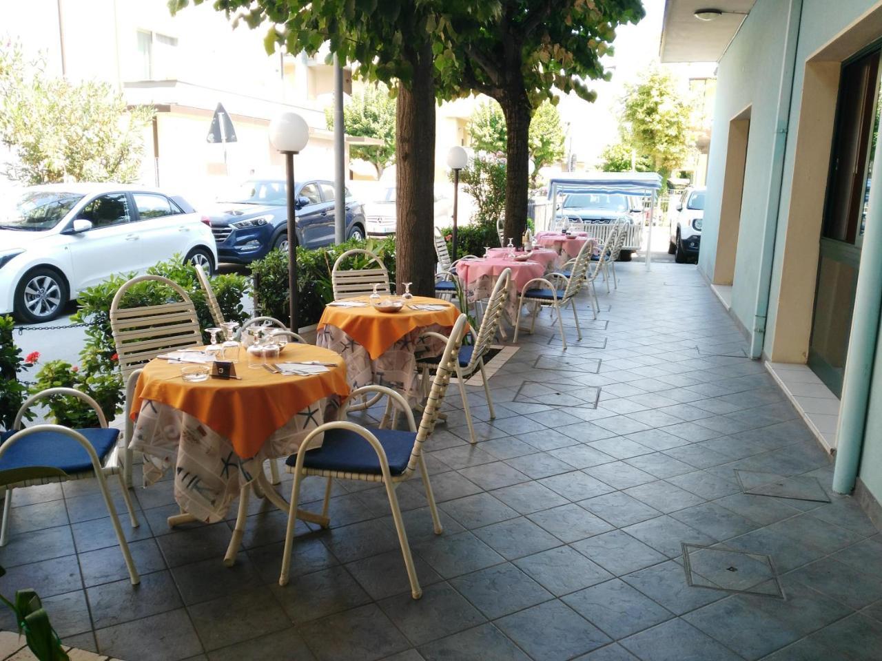 Hotel Marittimo Rimini Exterior photo